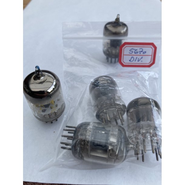 Dobbelt-Triode 5670 Div.