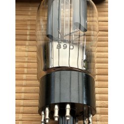 AZ11 Philips (Mullard)