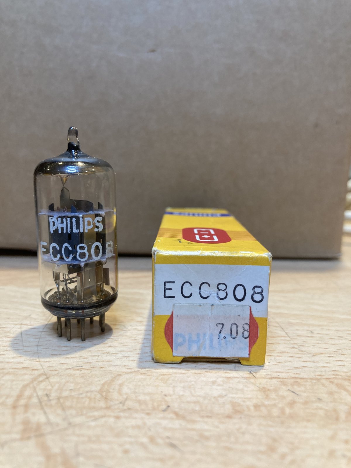 ECC808 Philips - E-rør - Bjarne Bak - Elektronik og beslægtede dele.....