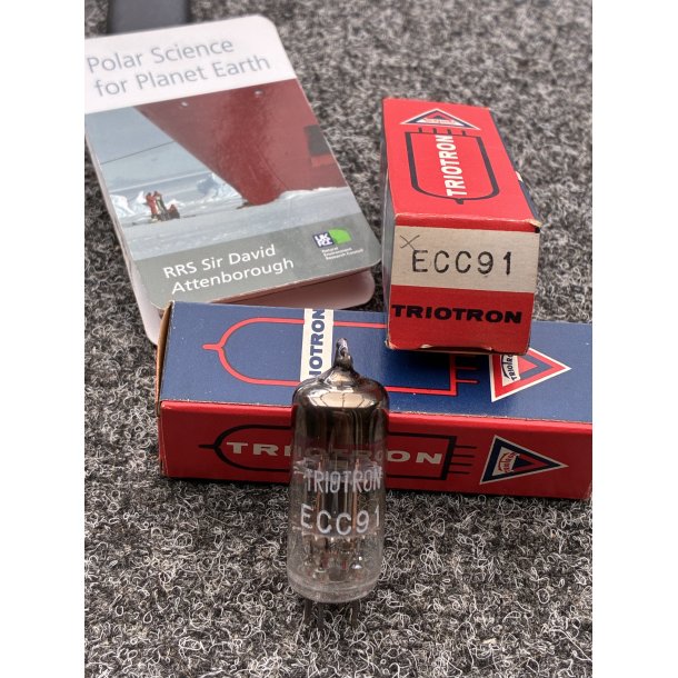 ECC91 Triotron / Mullard 