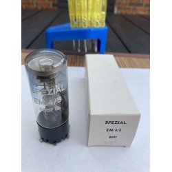 Magisk je EM4/5 Spezial